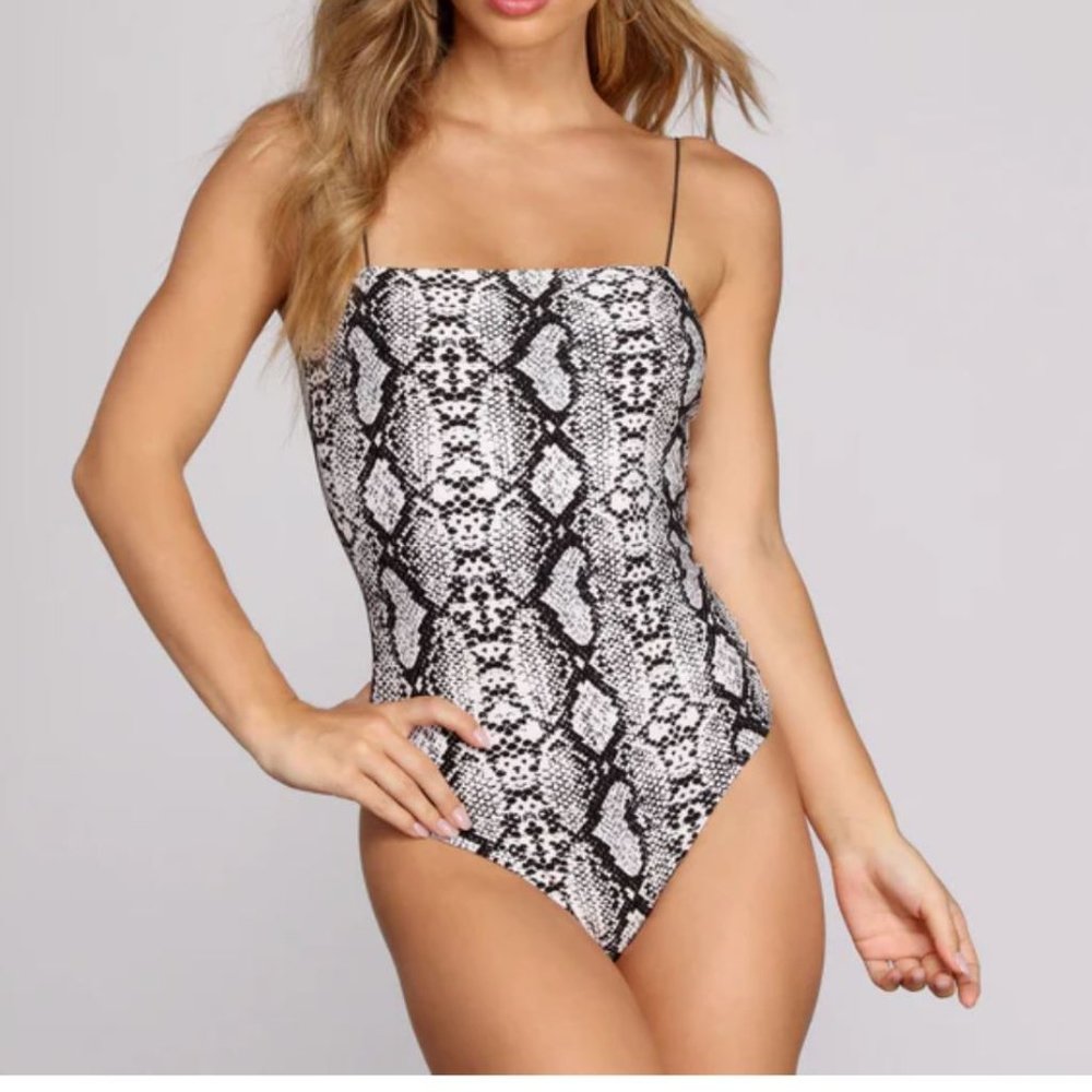 Windsor Stay Sassy Snake Print Bodysuit Size Small